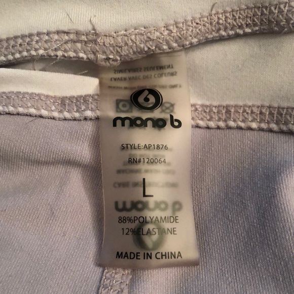 SOLD Lavender Mesh Workout Leggings - Picture 6 of 7